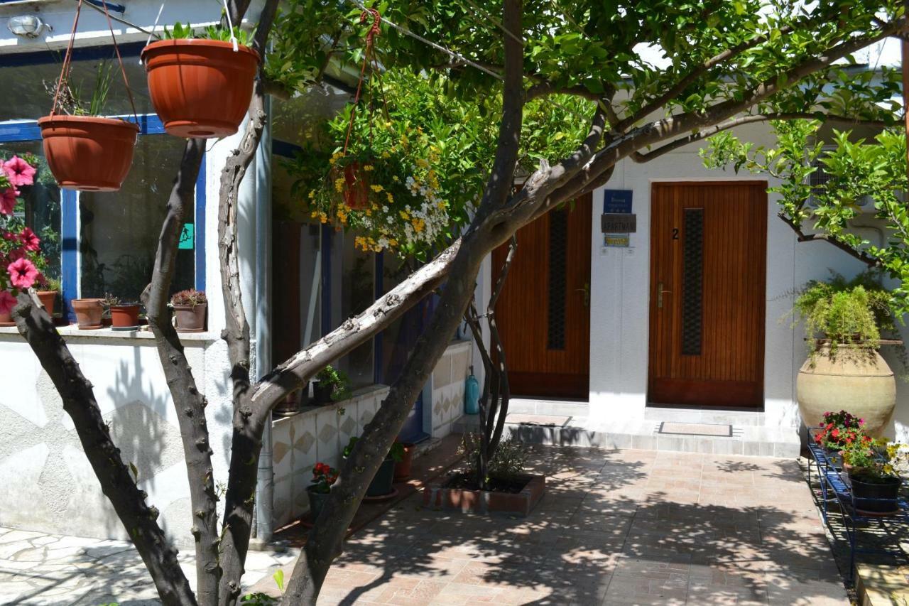 Danijela Apartment Mali Losinj Bagian luar foto
